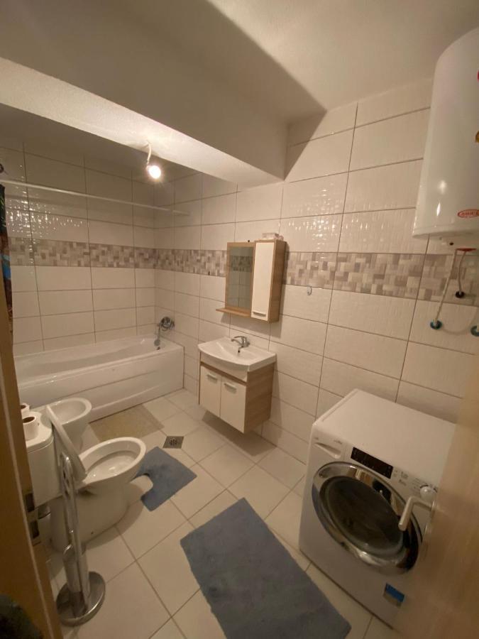 Violin 2 Bedroom Apartment Downtown Prizren Kültér fotó
