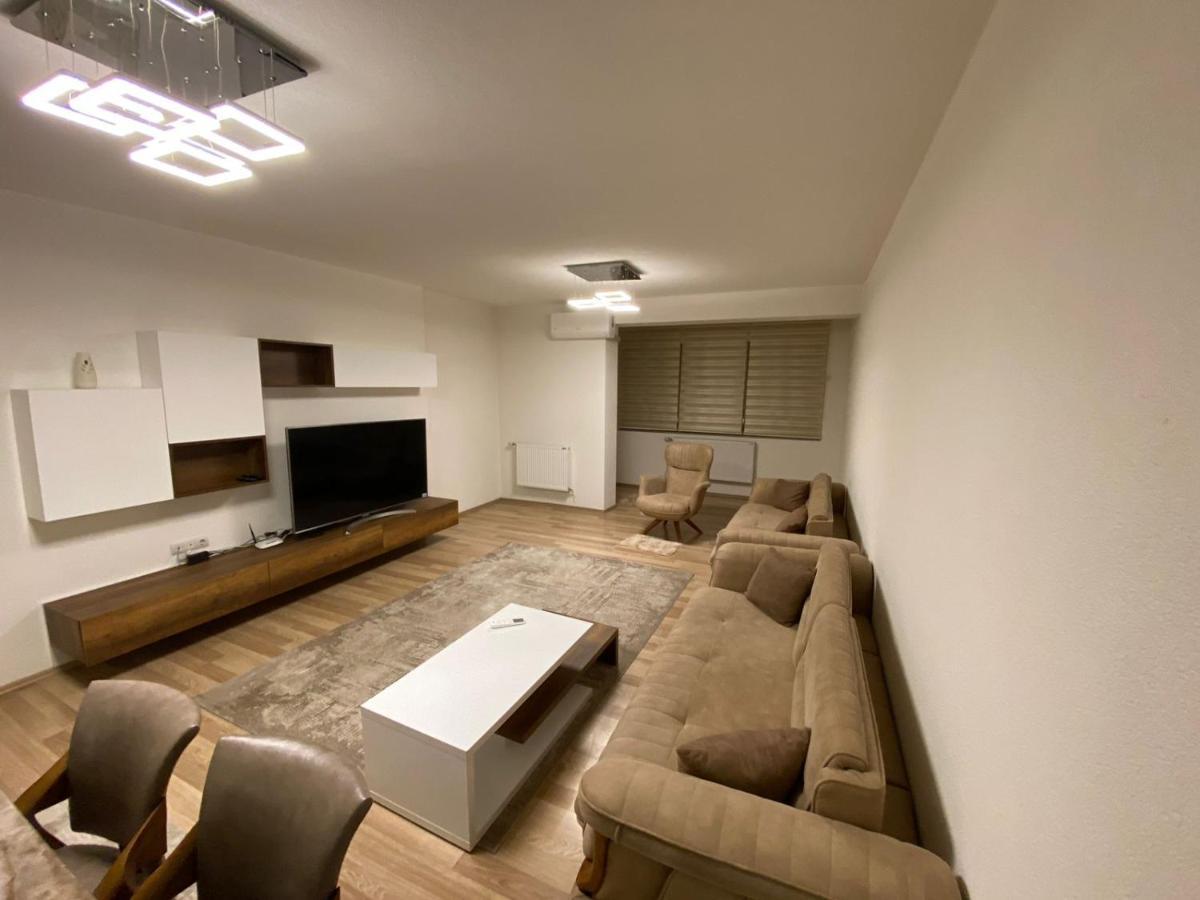 Violin 2 Bedroom Apartment Downtown Prizren Kültér fotó