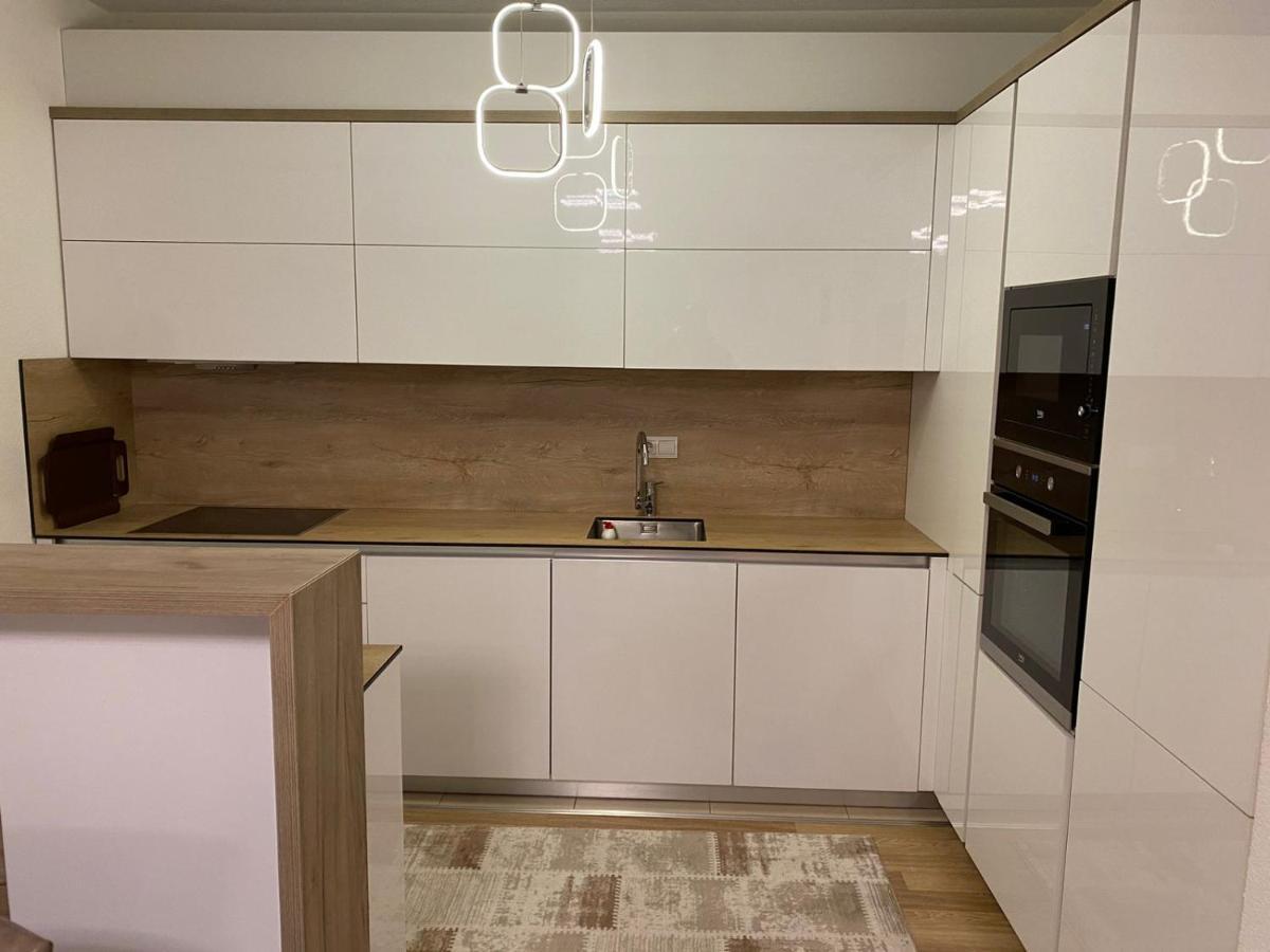 Violin 2 Bedroom Apartment Downtown Prizren Kültér fotó